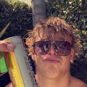 Meet your Posher, Nick